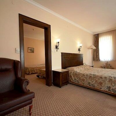 Montania Town Hotel Mudanya Бурса Экстерьер фото