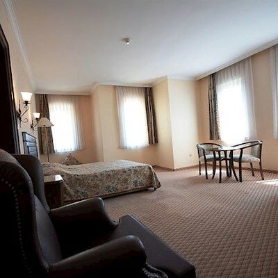 Montania Town Hotel Mudanya Бурса Экстерьер фото
